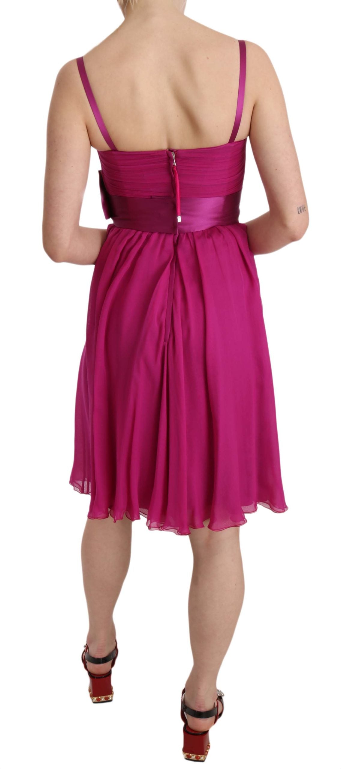 Dolce & Gabbana Elegantes Seidenkleid mit Schleife in Fuchsia-Rosa