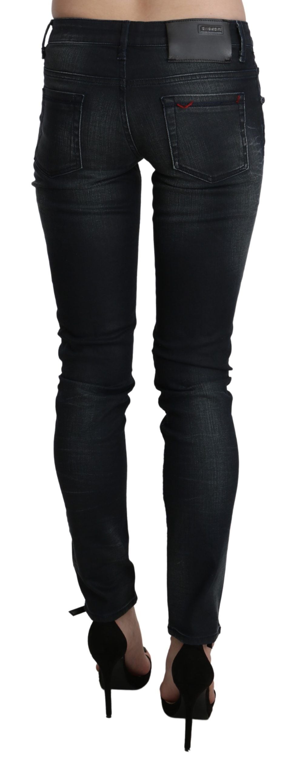 Eight Elegant Low Waist Skinny Jeans in Black