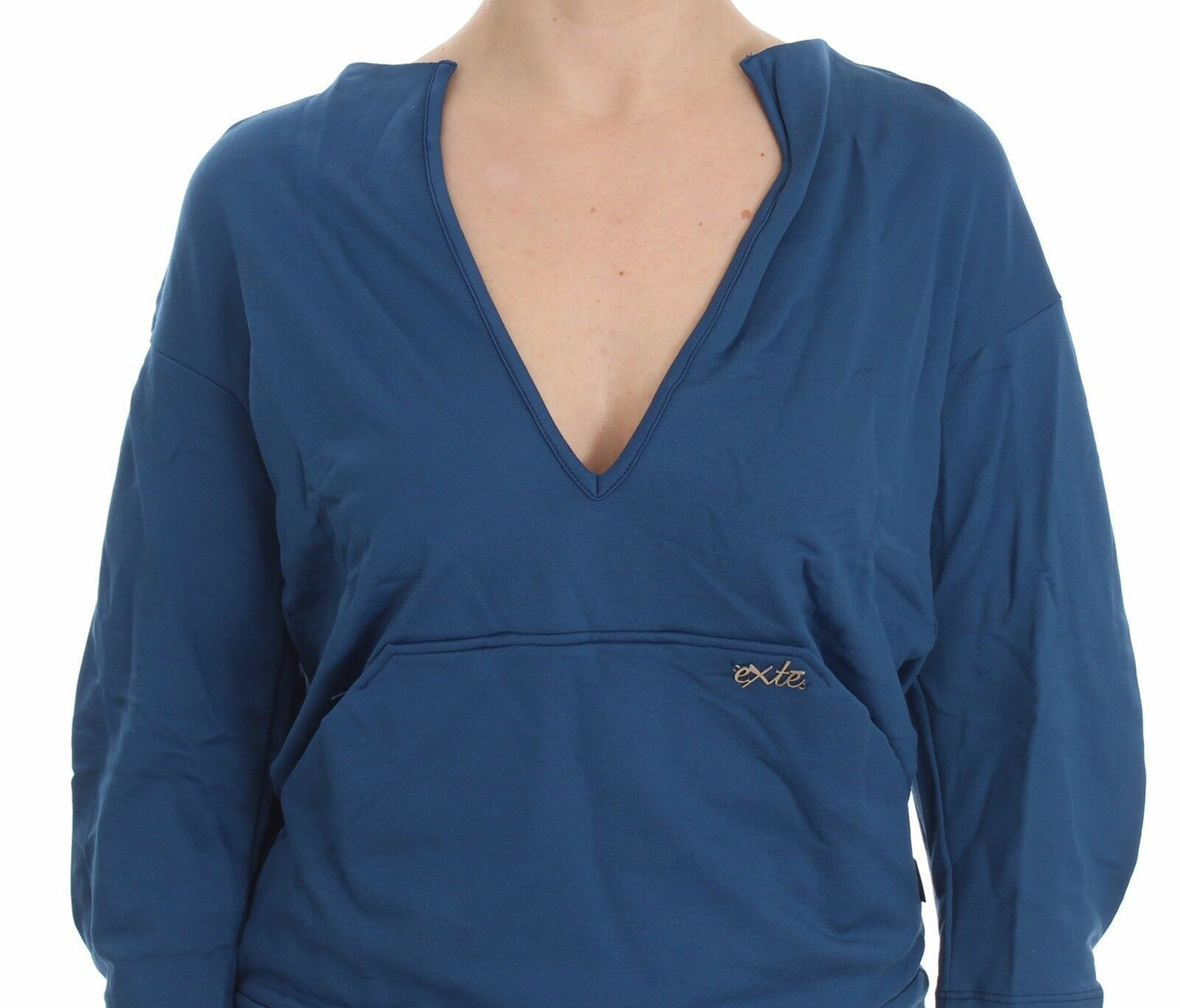 Exte Elegant sweater with deep V-neck in blue