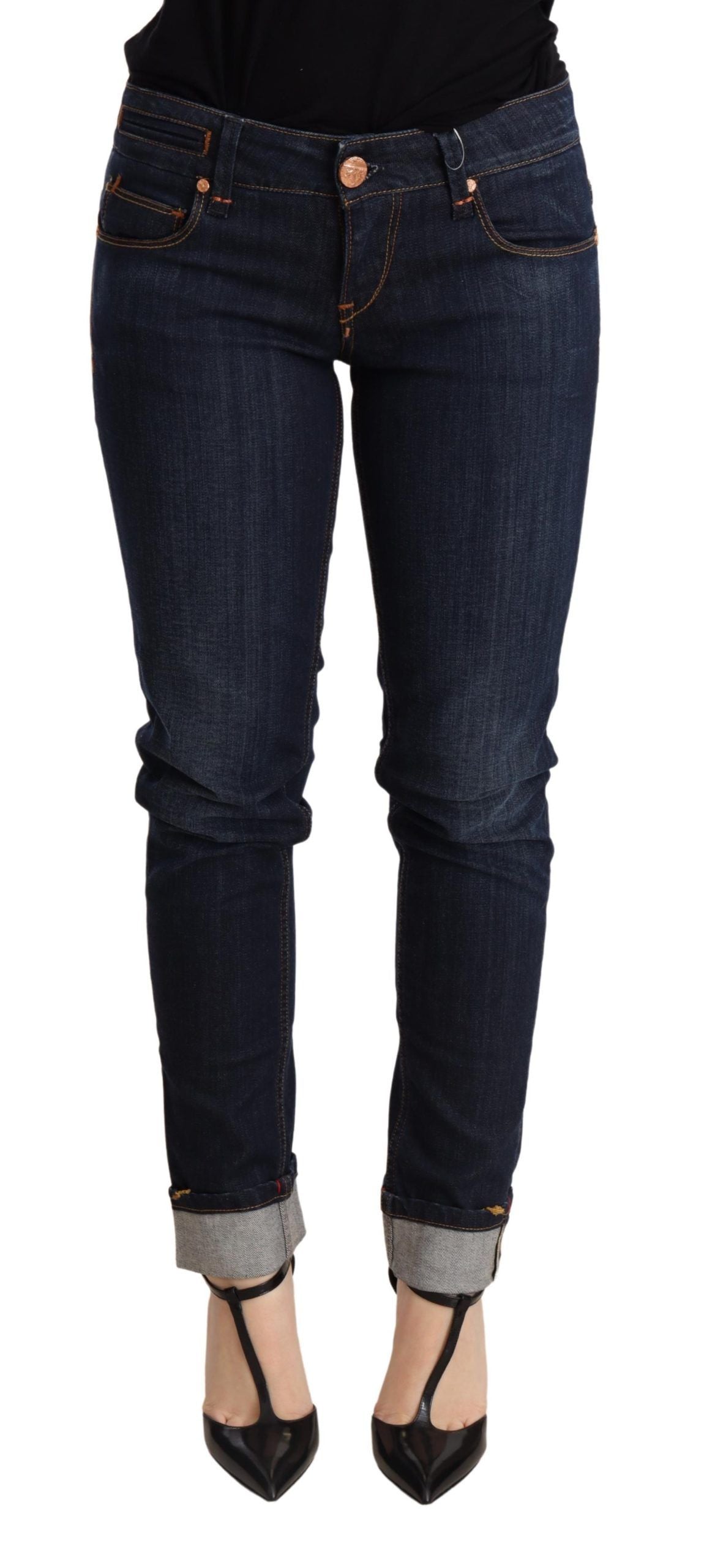 Eight chic dark blue skinny jeans