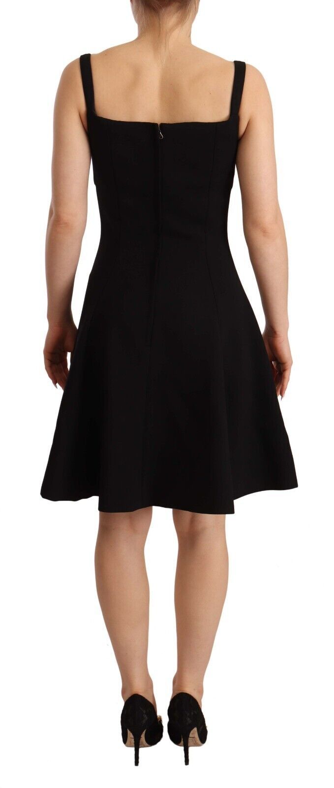 Dolce &amp; Gabbana Elegant A-line sheath dress in black