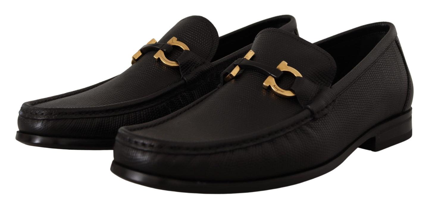 Salvatore Ferragamo Elegant loafers in black calf leather