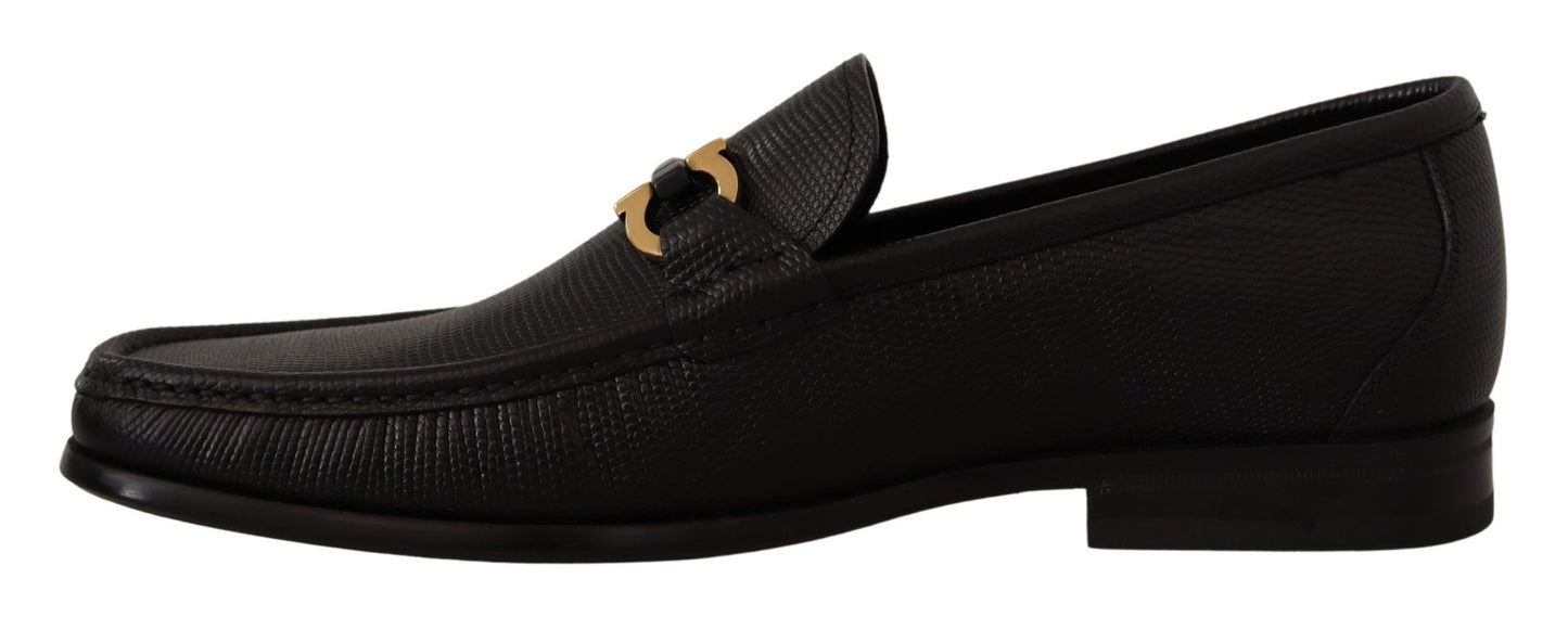 Salvatore Ferragamo Elegant loafers in black calf leather