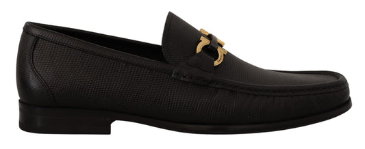 Salvatore Ferragamo Elegant loafers in black calf leather