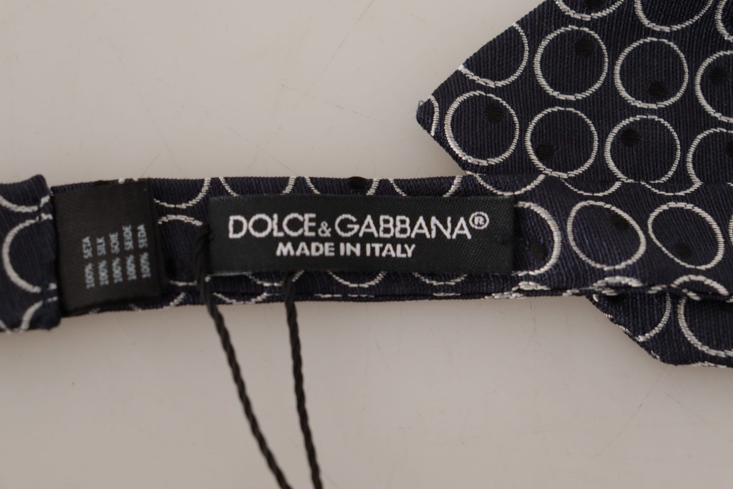 Dolce & Gabbana Elegante Seidenfliege in Schwarz und Weiß