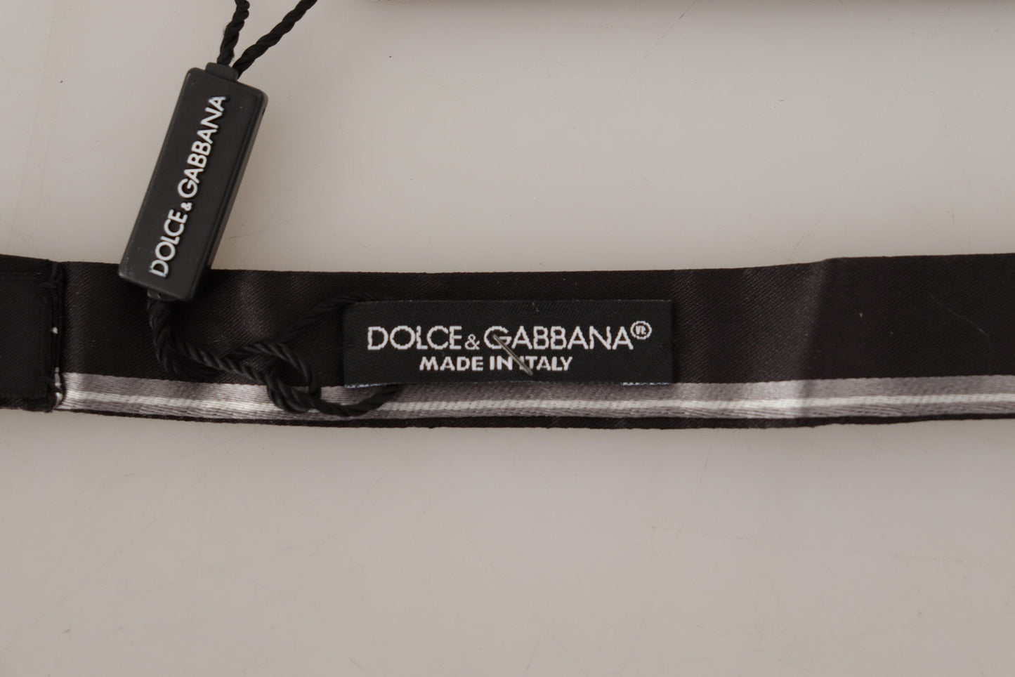 Dolce & Gabbana Elegante Seidenfliege in Schwarz und Grau