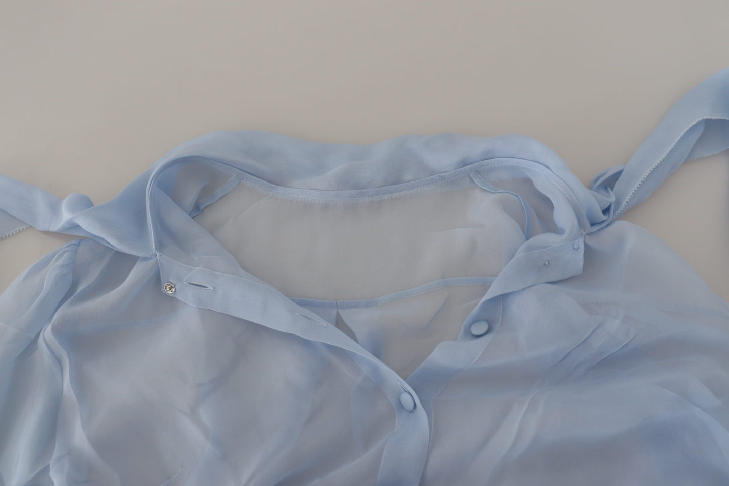 Dolce &amp; Gabbana Elegant blouse with Ascot collar made of silk in light blue