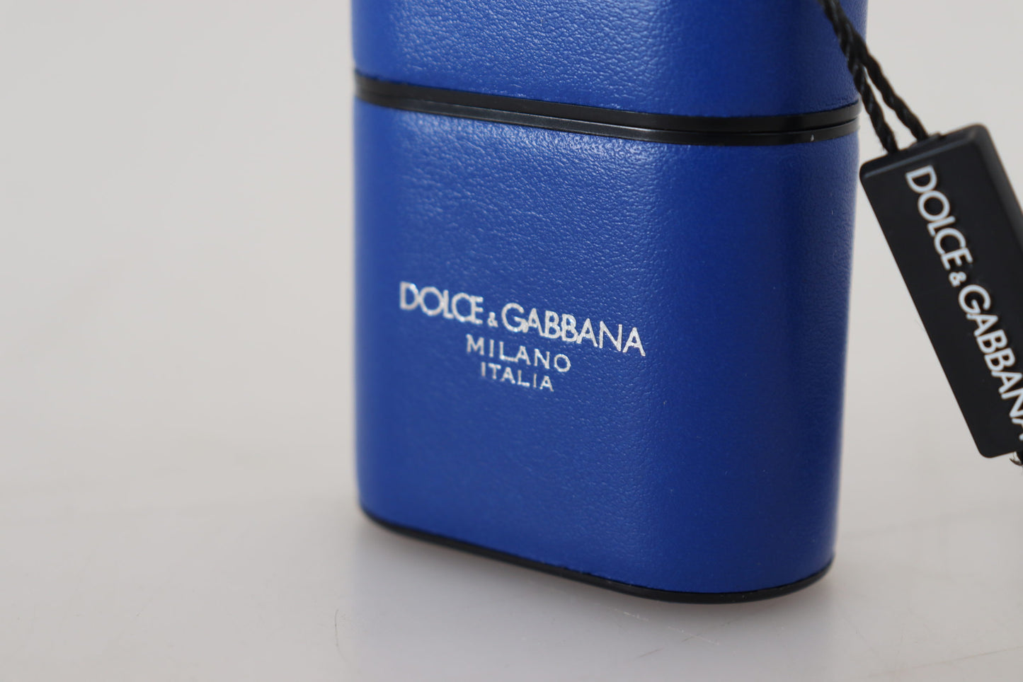 Dolce &amp; Gabbana Elegant Airpods case in blue leather