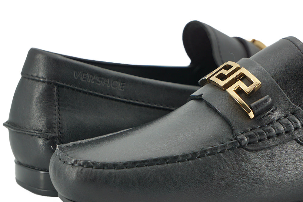 Versace Elegant men's loafers in black calf leather