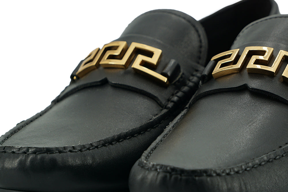 Versace Elegant men's loafers in black calf leather