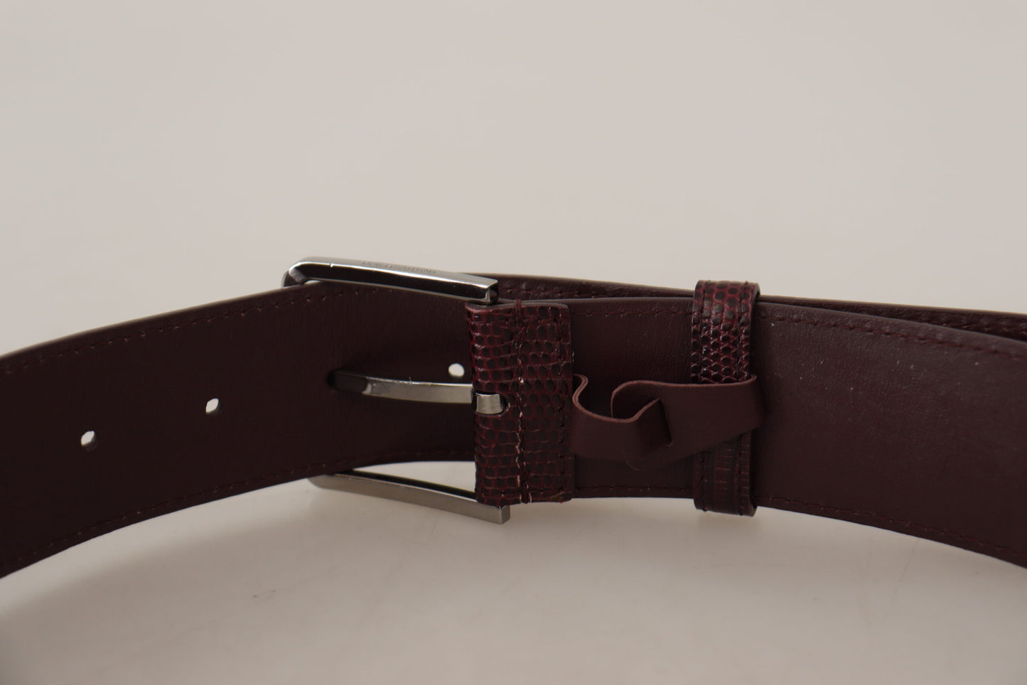 Dolce &amp; Gabbana Elegant chestnut brown leather belt with engraved buckle