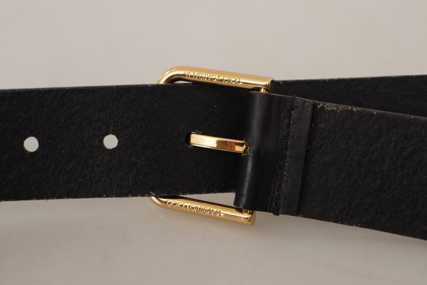 Dolce &amp; Gabbana Elegant black leather belt with gold-colored buckle