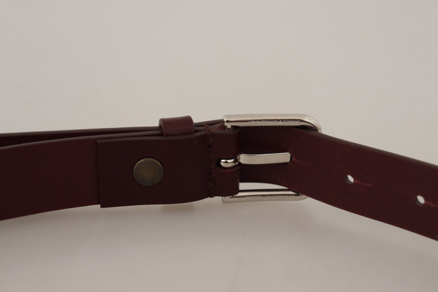 Dolce &amp; Gabbana Elegant chestnut brown leather belt with logo buckle