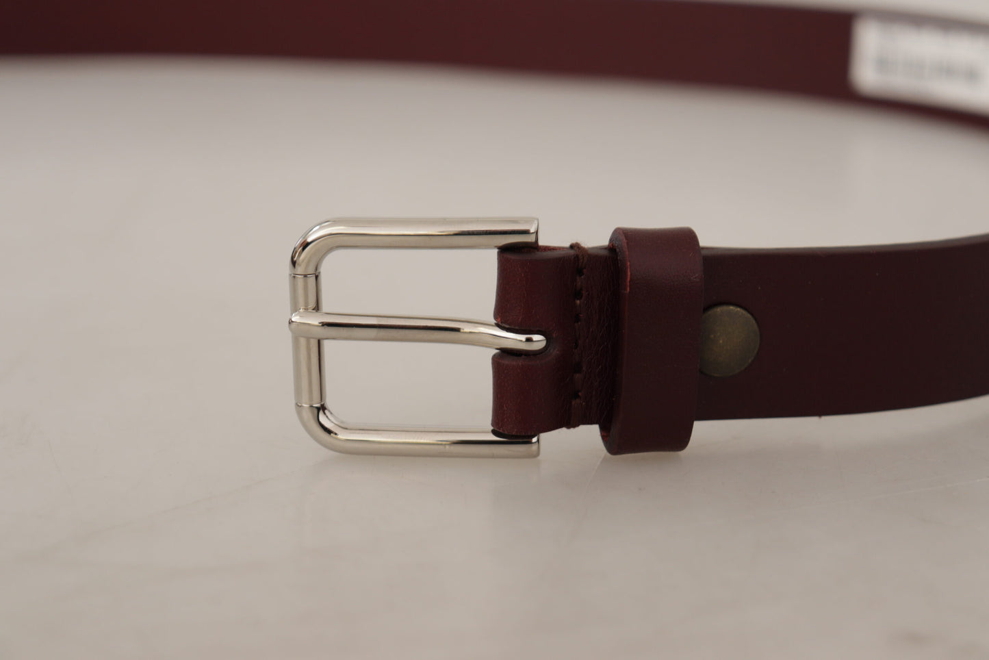 Dolce &amp; Gabbana Elegant chestnut brown leather belt with logo buckle