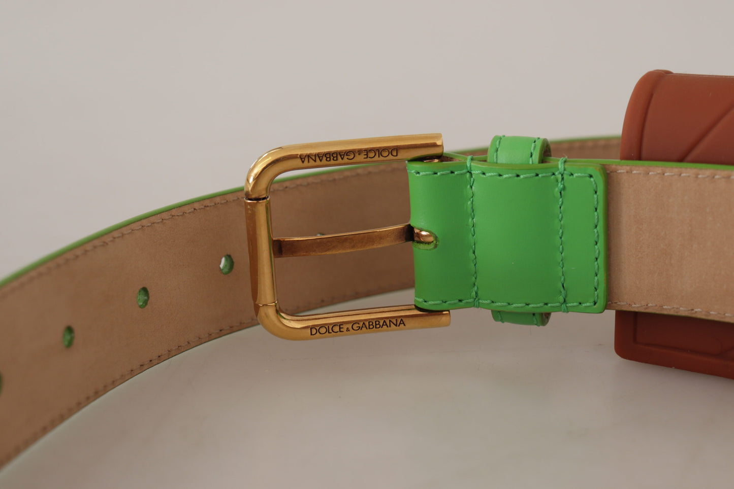 Dolce &amp; Gabbana Chic emerald green leather belt with engraved buckle