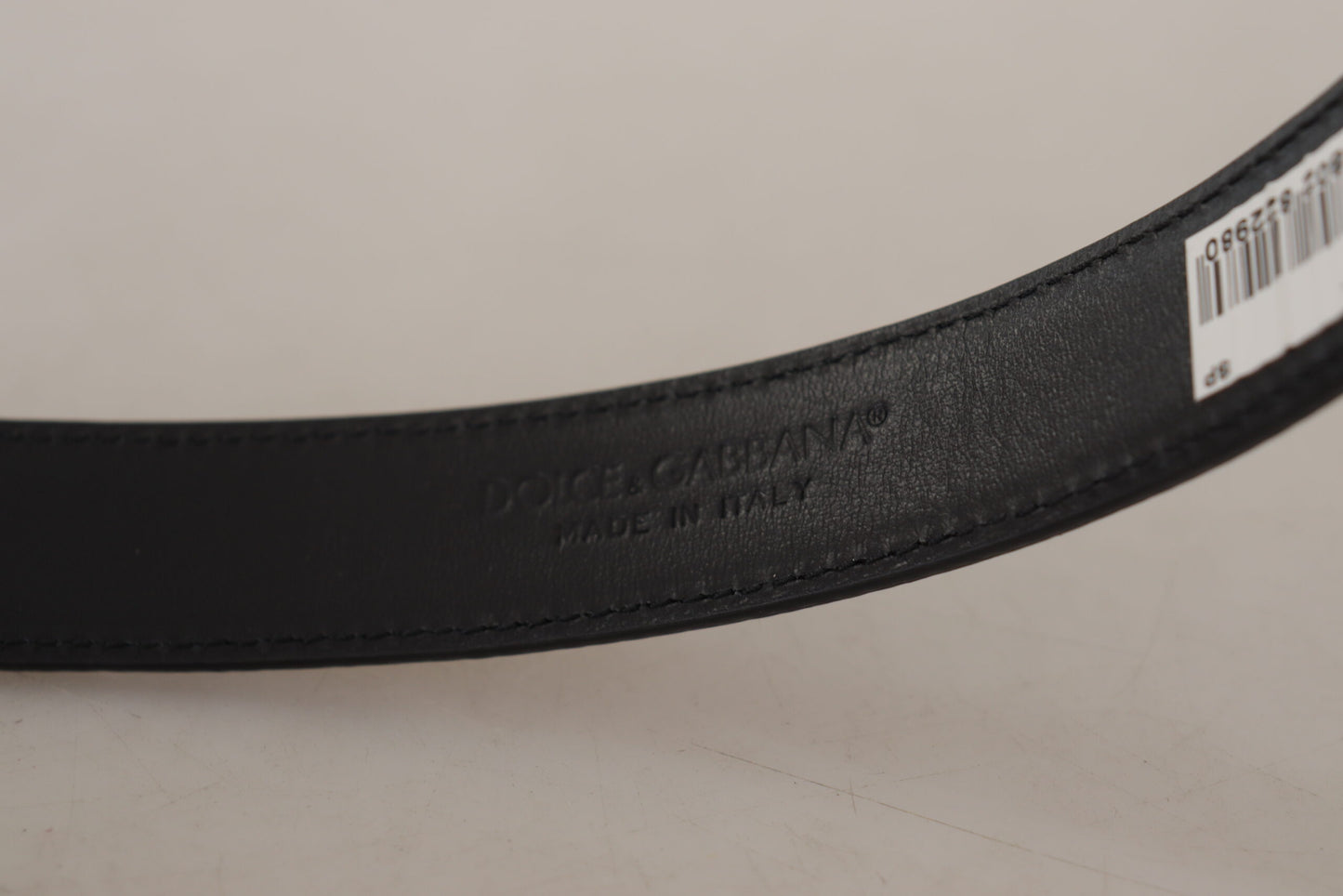 Dolce &amp; Gabbana Chic leather belt with engraved logo