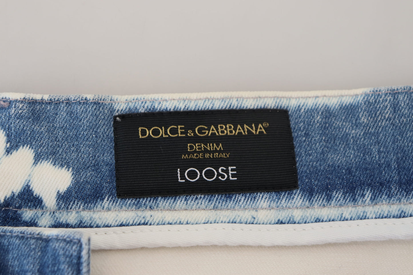 Dolce &amp; Gabbana Elegant, loose-fitting denim trousers with unique print