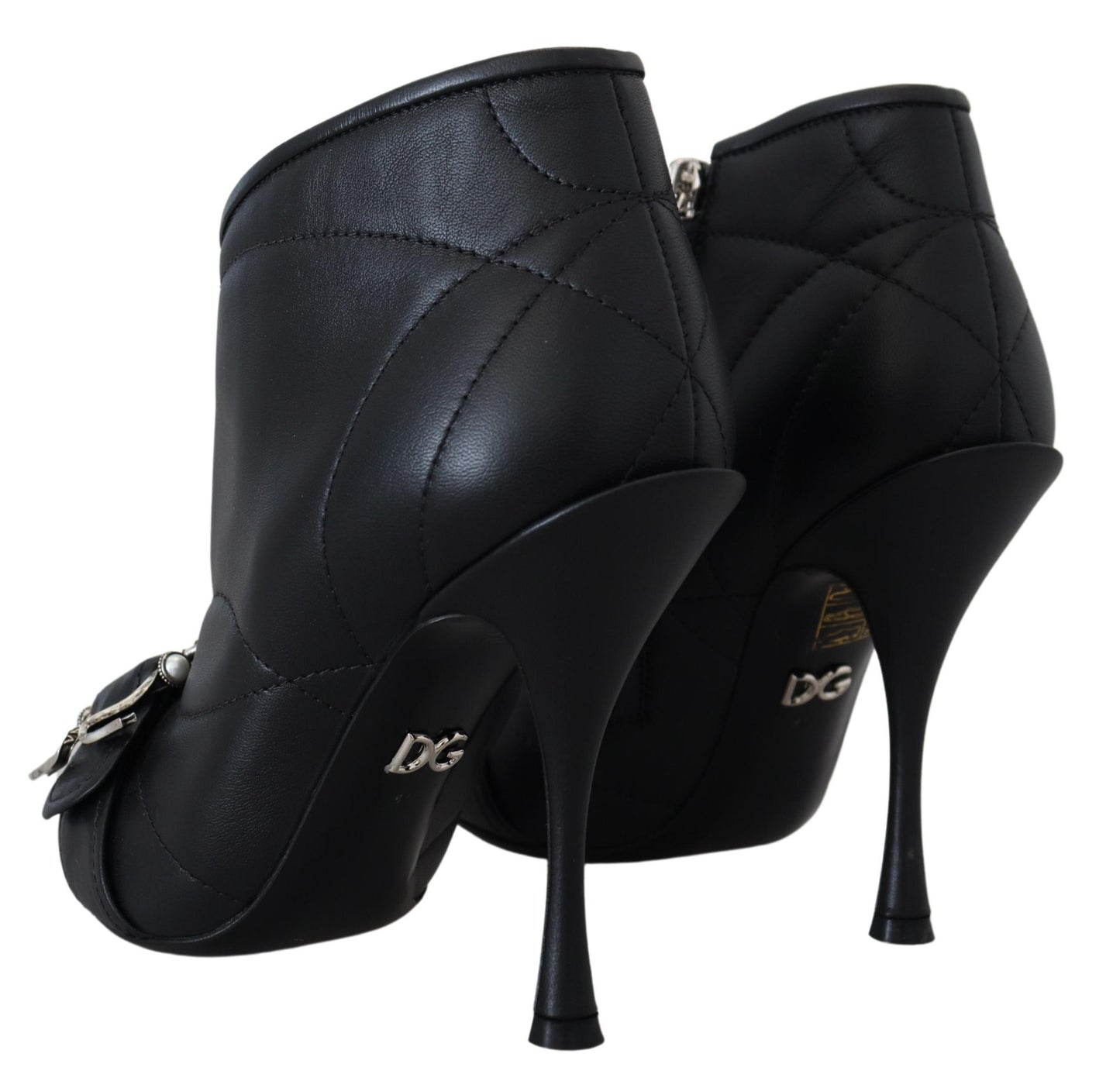 Dolce &amp; Gabbana Elegant black quilted leather boots