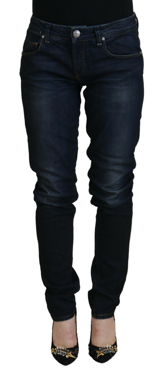 Acht Schicke Denim-Skinny-Jeans mit niedriger Taille