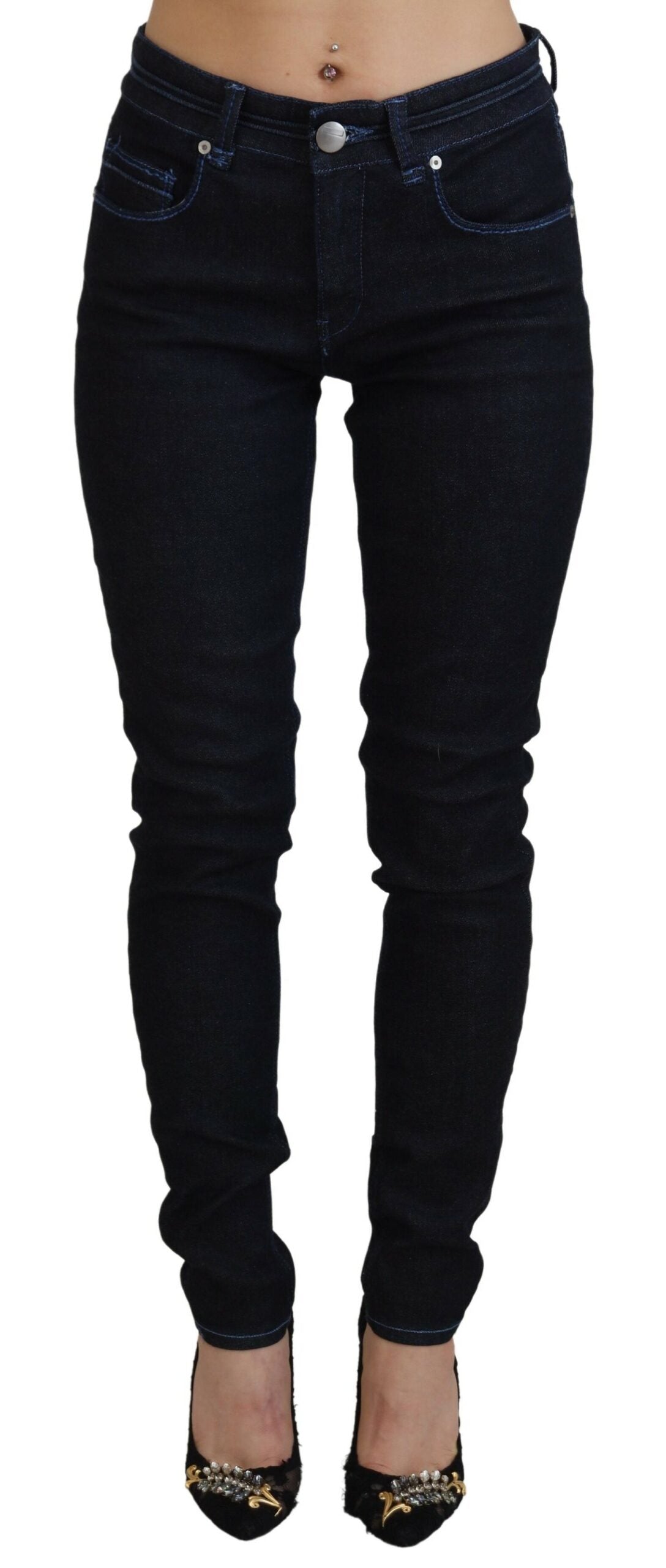 Eight chic slim-fit cotton denim in dark blue