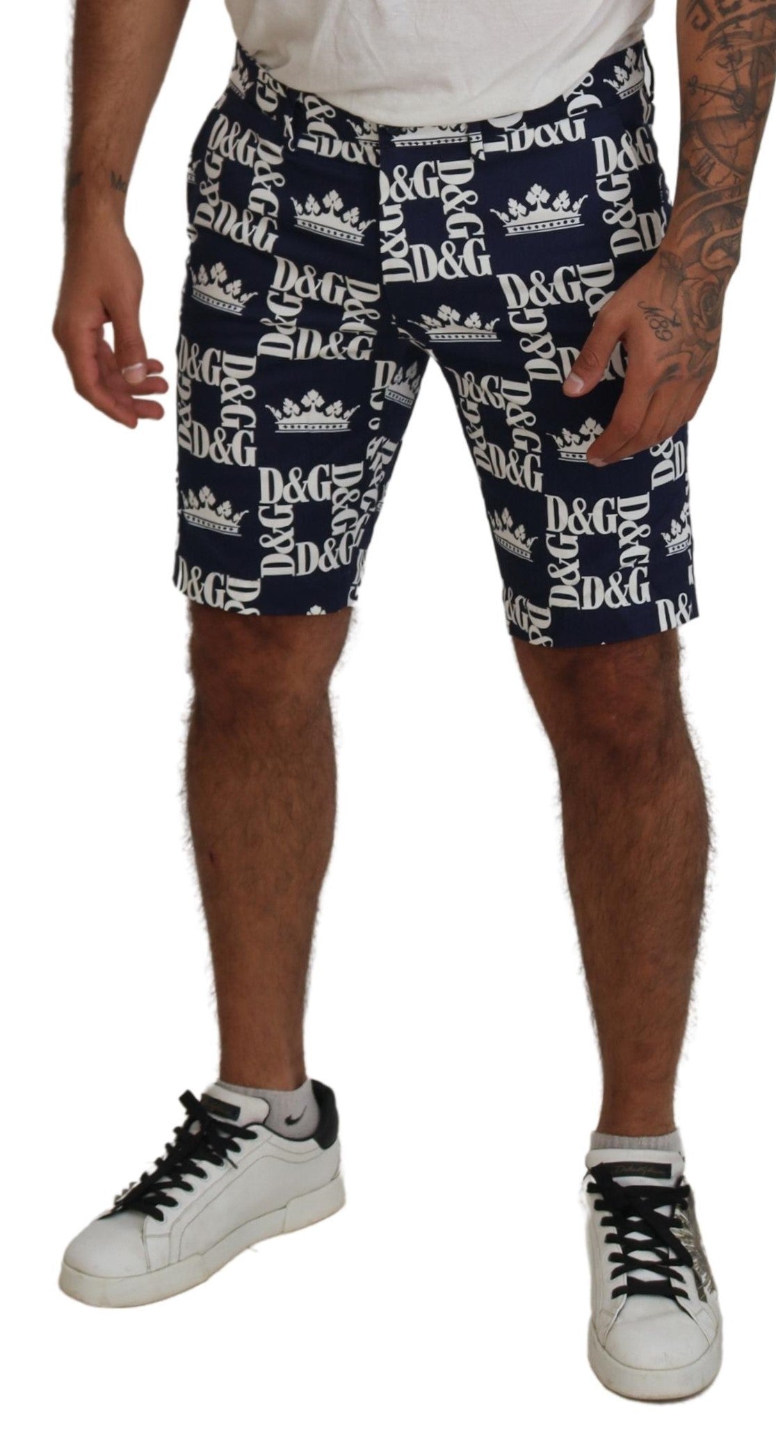 Dolce &amp; Gabbana Casual Chinos with Crown Print Shorts