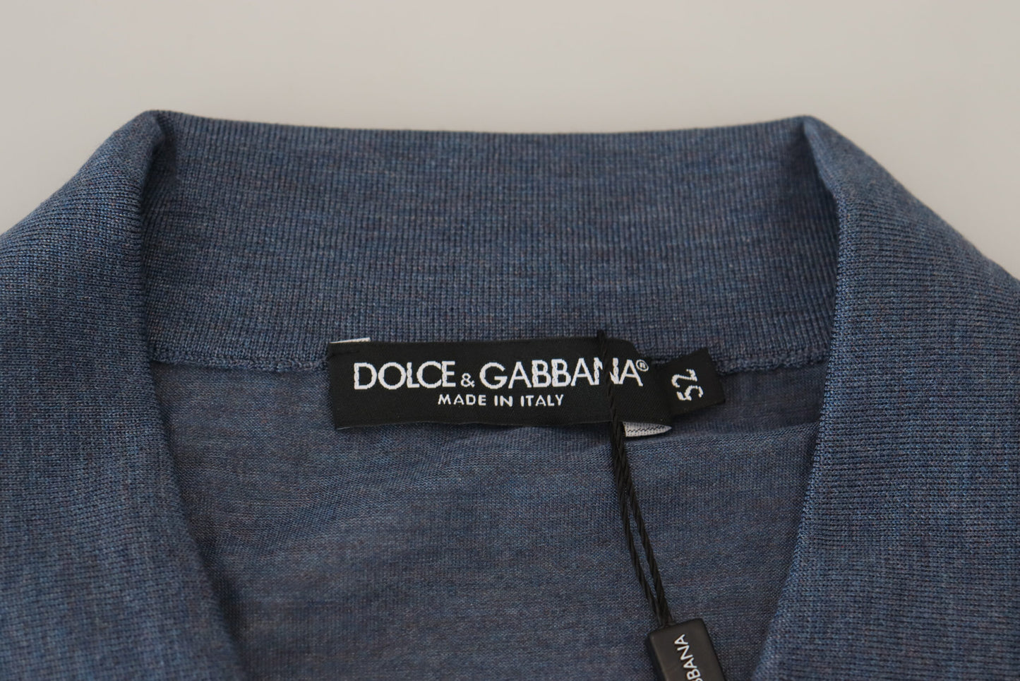 Dolce & Gabbana Eleganter Pullover aus blauer Seide