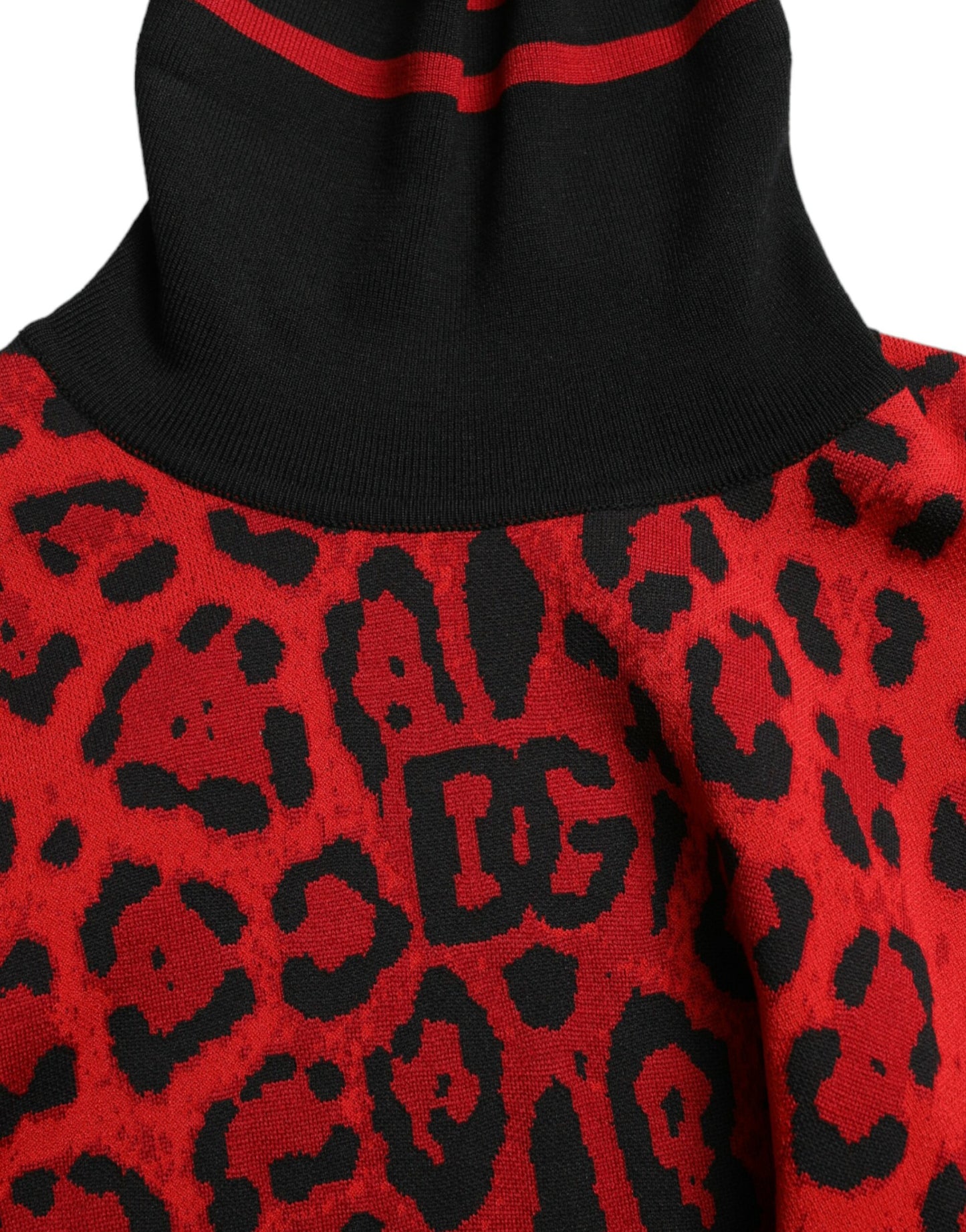 Dolce & Gabbana Eleganter Leoparden-Rollkragenpullover