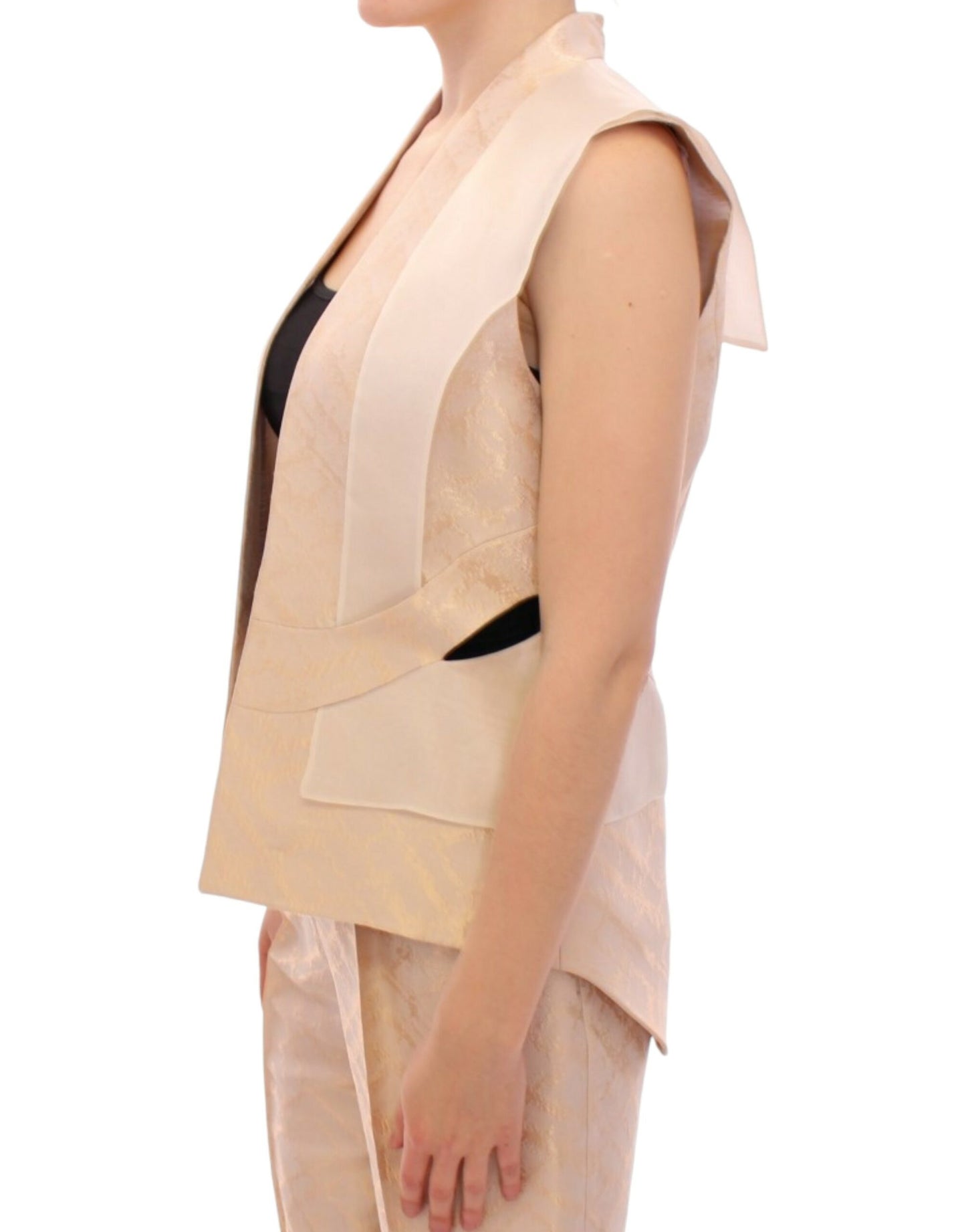 Zeyneptosun Exclusive beige sleeveless brocade vest