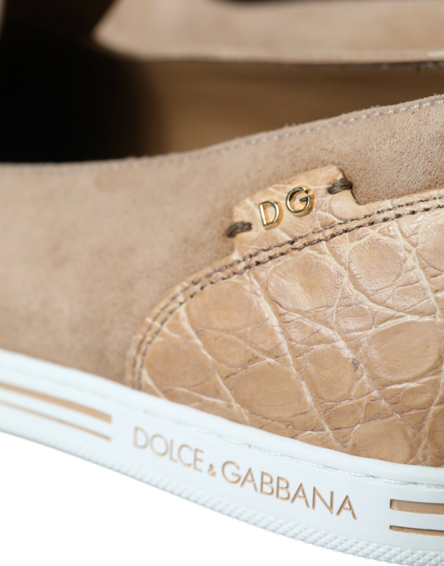 Dolce &amp; Gabbana Elegant beige leather loafers