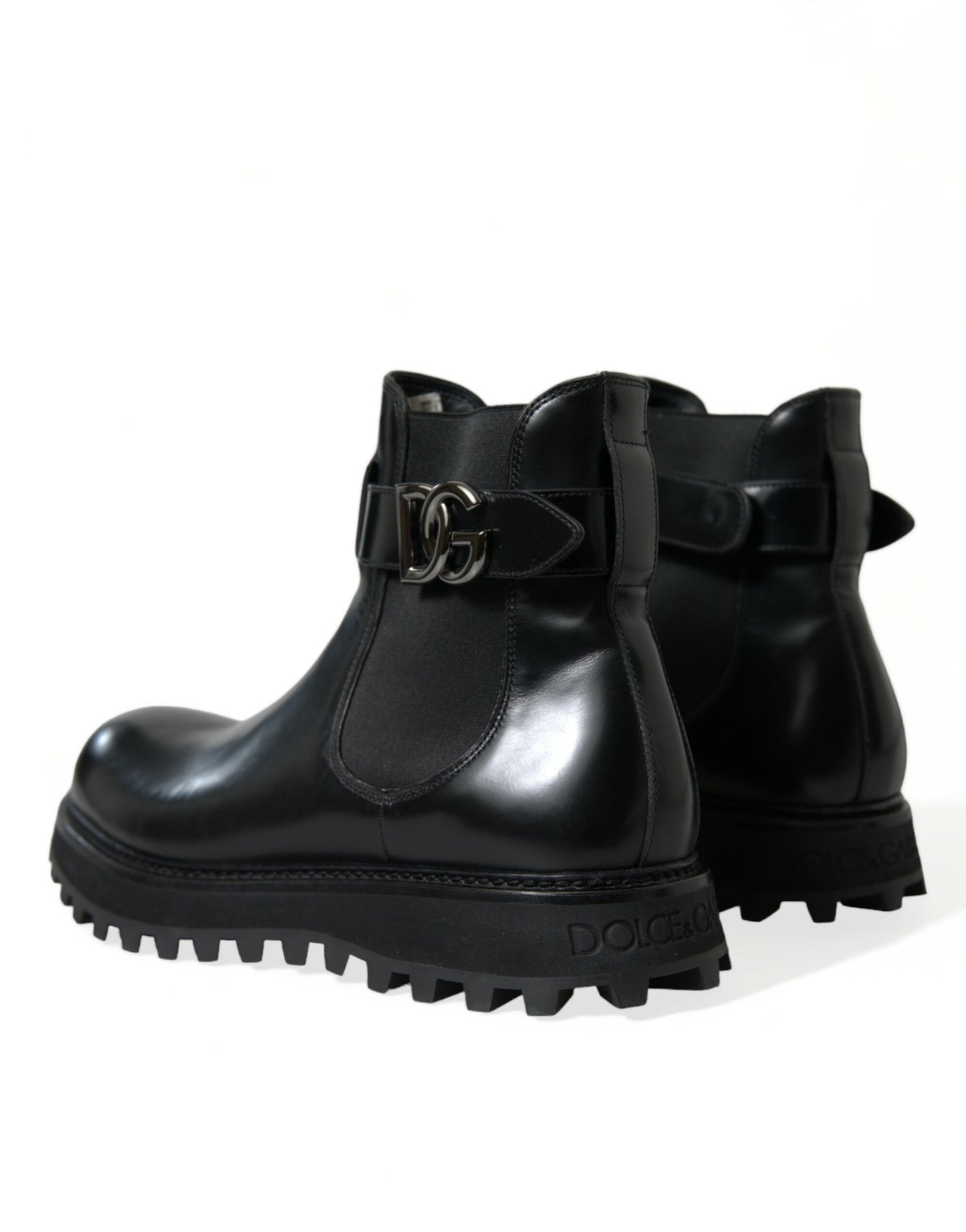 Dolce &amp; Gabbana Elegant Chelsea boots in black calf leather