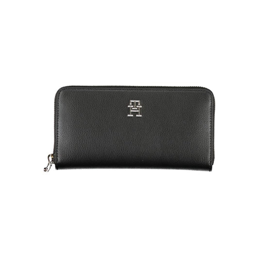 Tommy Hilfiger Elegant black wallet with zipper and multiple compartments