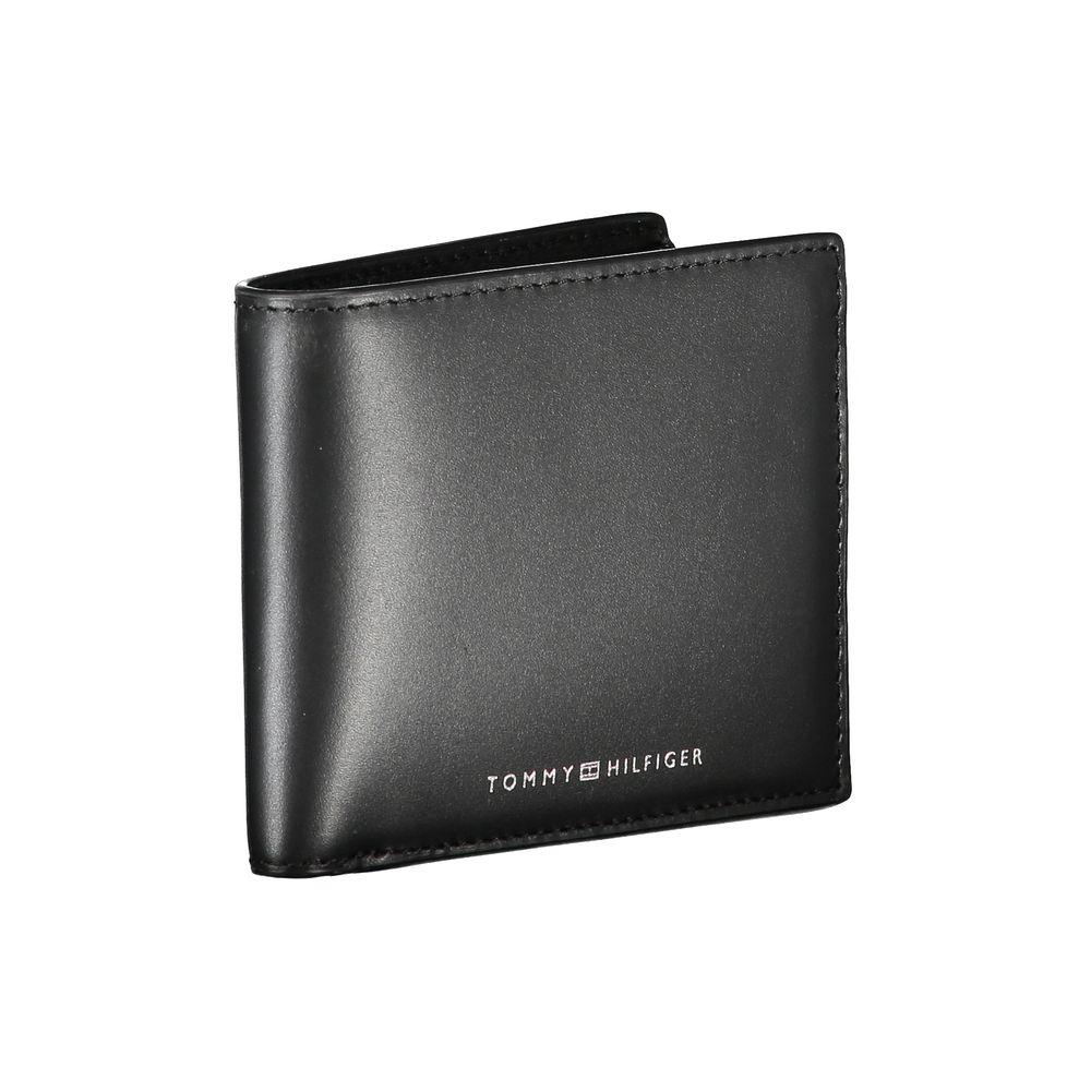 Tommy Hilfiger Elegant black leather wallet for the modern man