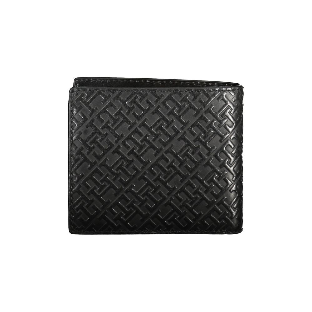 Tommy Hilfiger Elegant bifold leather wallet with coin pocket