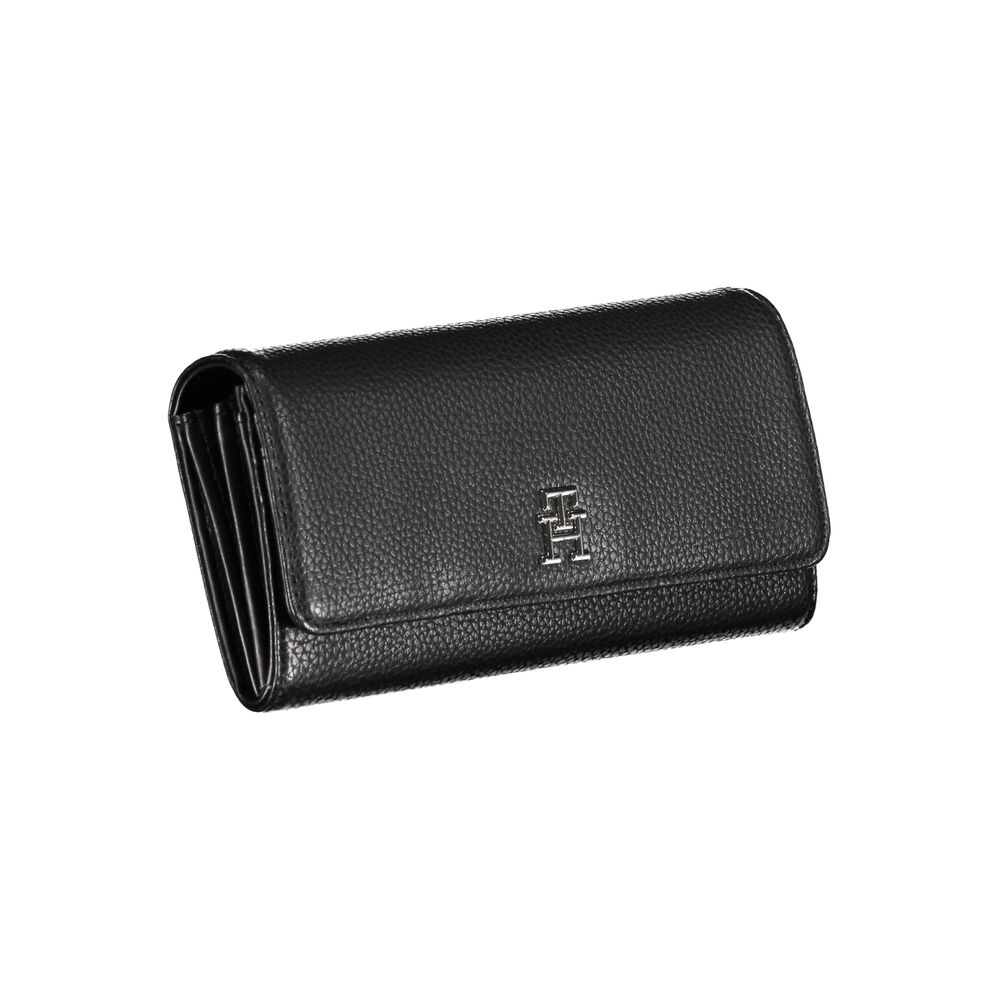 Tommy Hilfiger Elegant wallet with four compartments