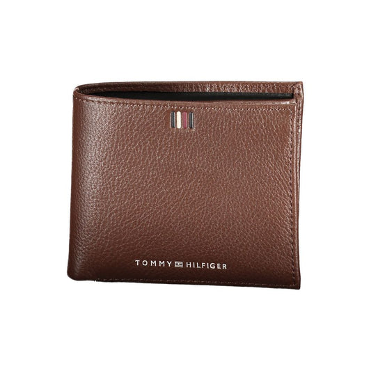 Tommy Hilfiger Elegant wallet made of brown leather with contrasting details