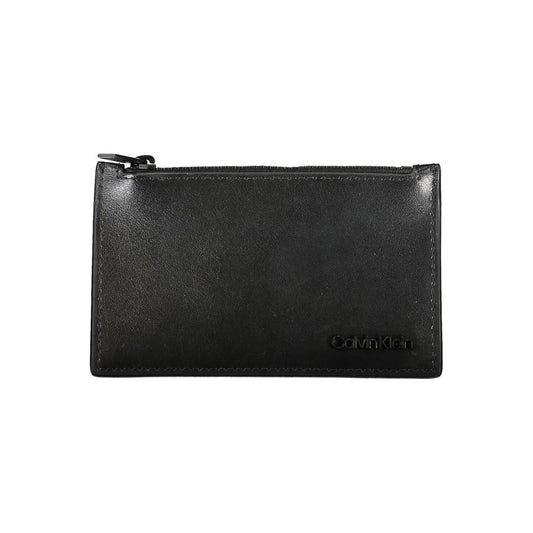 Calvin Klein Elegant leather wallet with zipper in timeless black