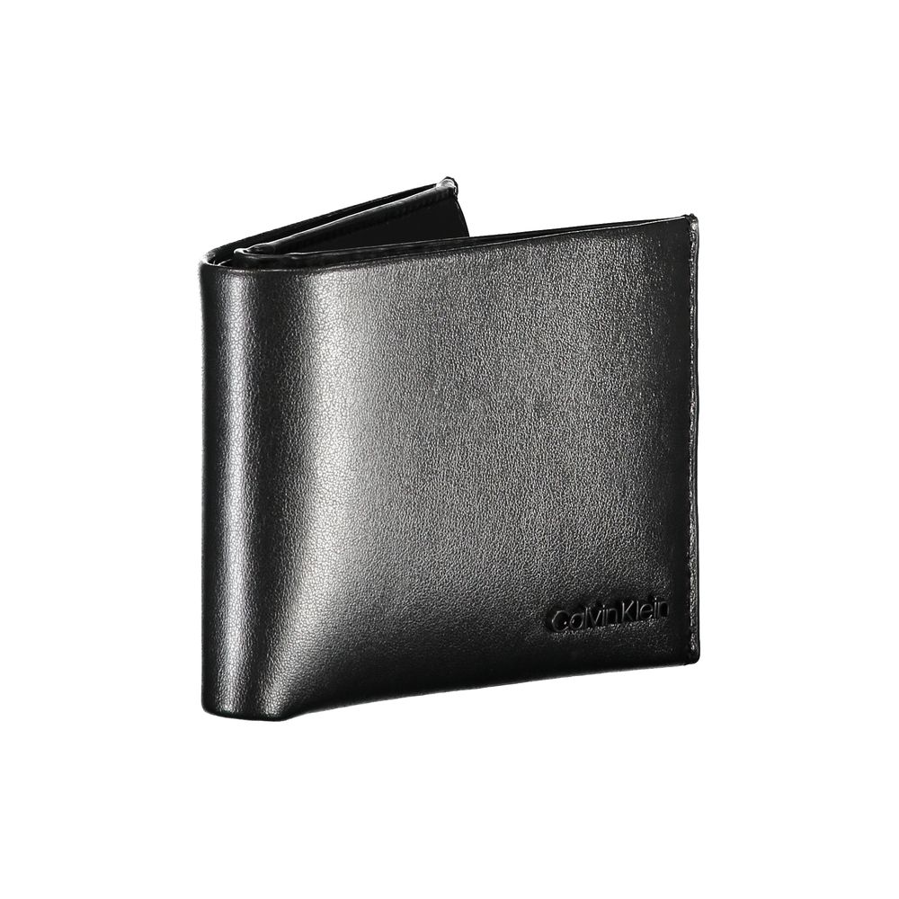 Calvin Klein Elegant wallet made of black leather with two compartments