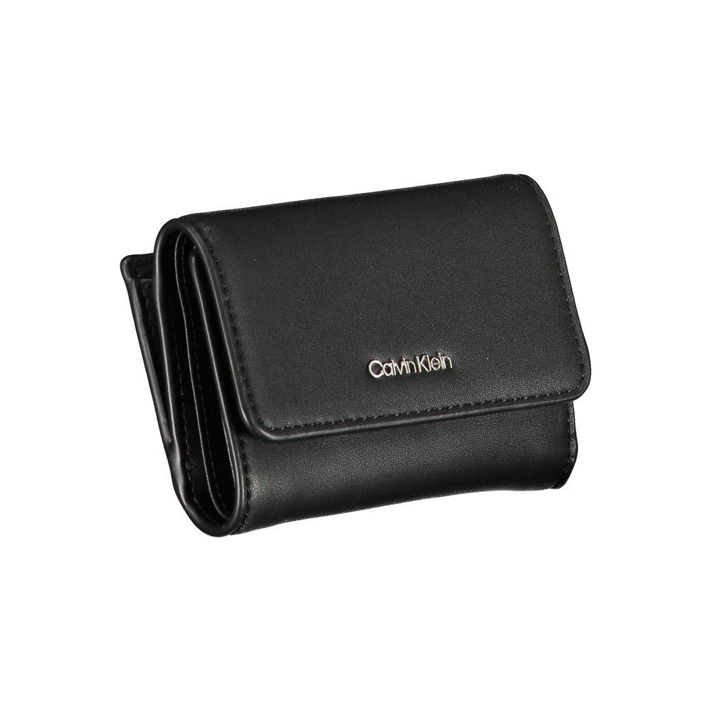 Calvin Klein Elegant wallet made of black polyethylene