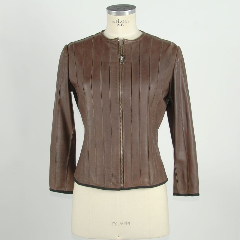 Emilio Romanelli Elegance in motion: slim-fit brown leather jacket