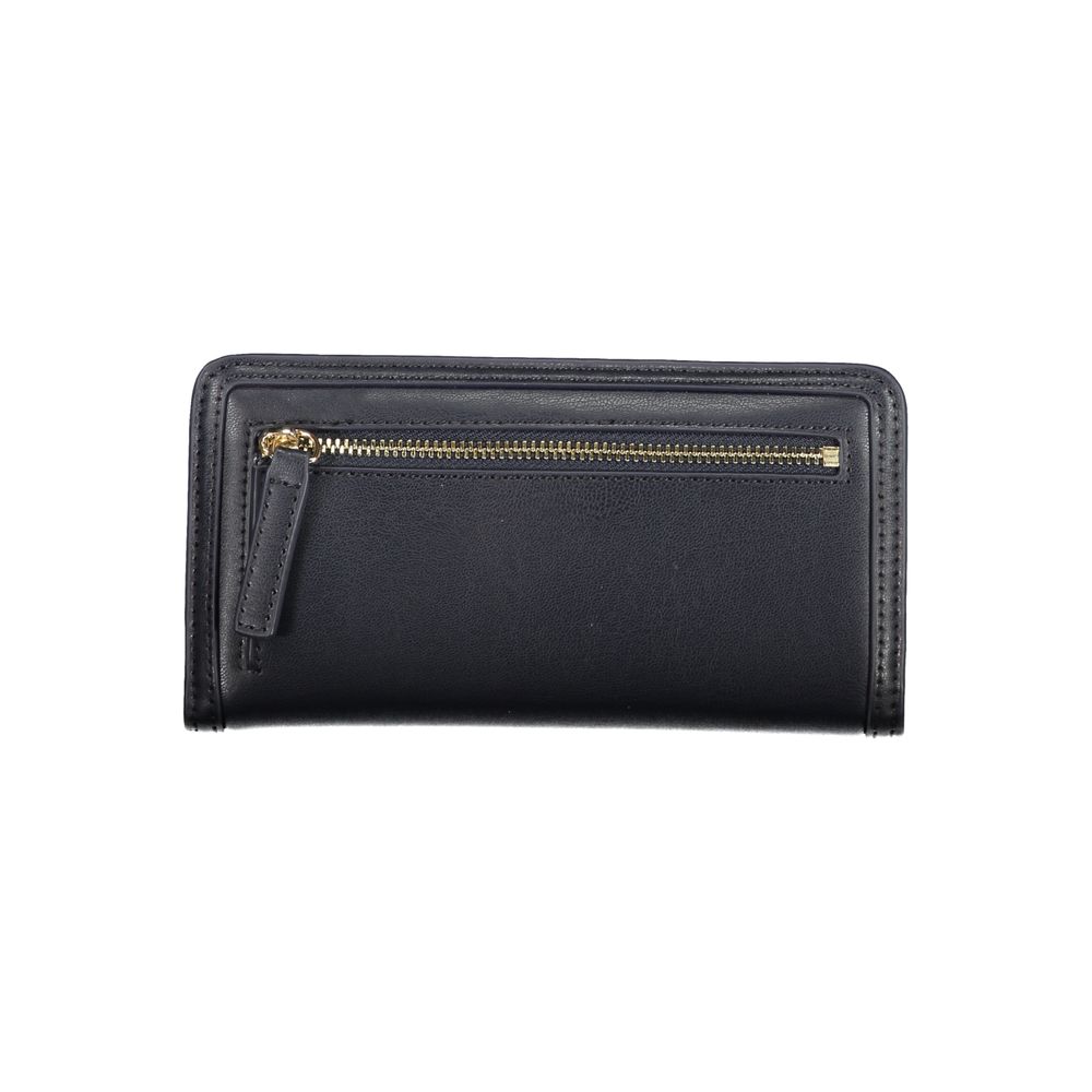 Tommy Hilfiger wallet made of blue polyethylene