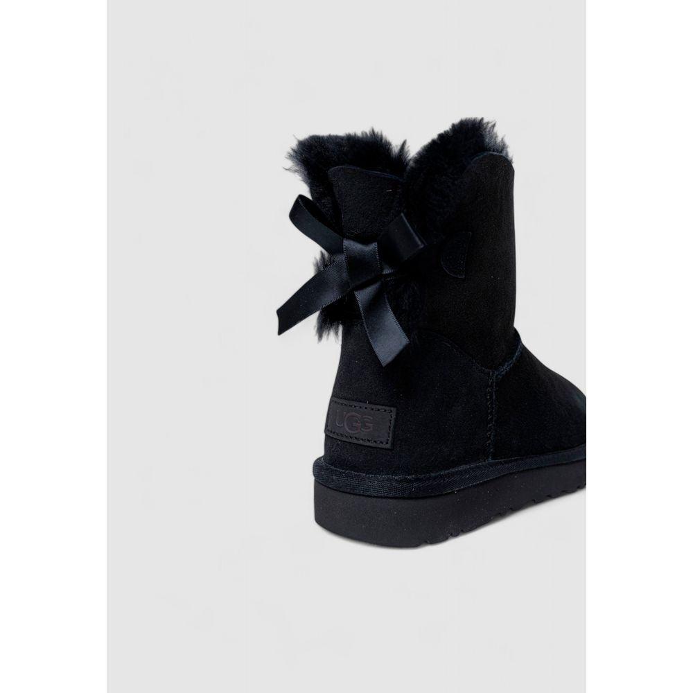 UGG Schwarzer Wildlederstiefel