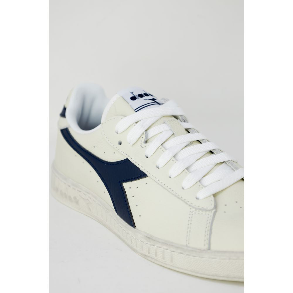 Diadora Blaue Sneaker aus Kunstleder