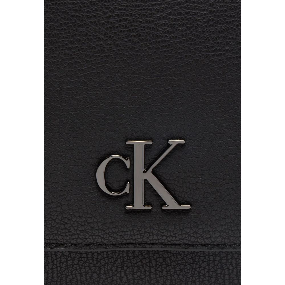 Calvin Klein Jeans Handtasche aus schwarzem Kunstleder