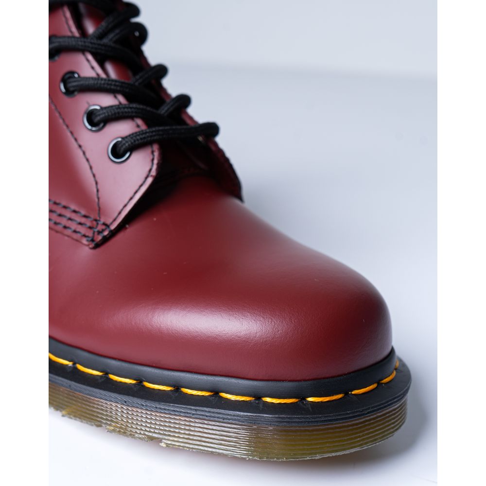 Dr. Martens Bordeaux Lederstiefel