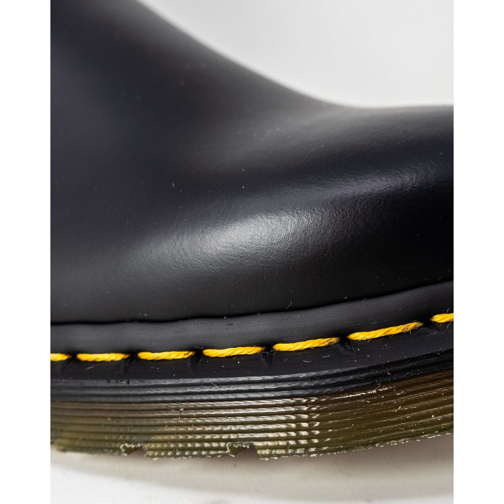 Dr. Martens Schwarzer Lederstiefel