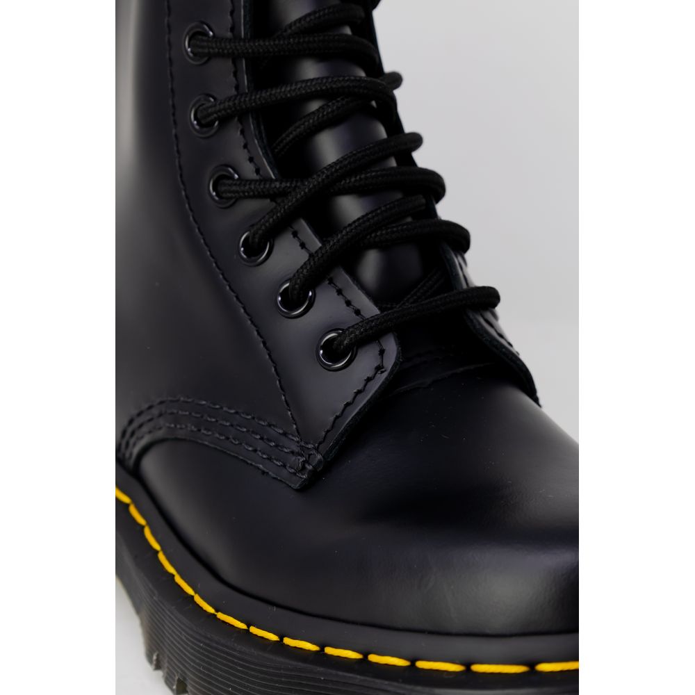 Dr. Martens Schwarzer Lederstiefel