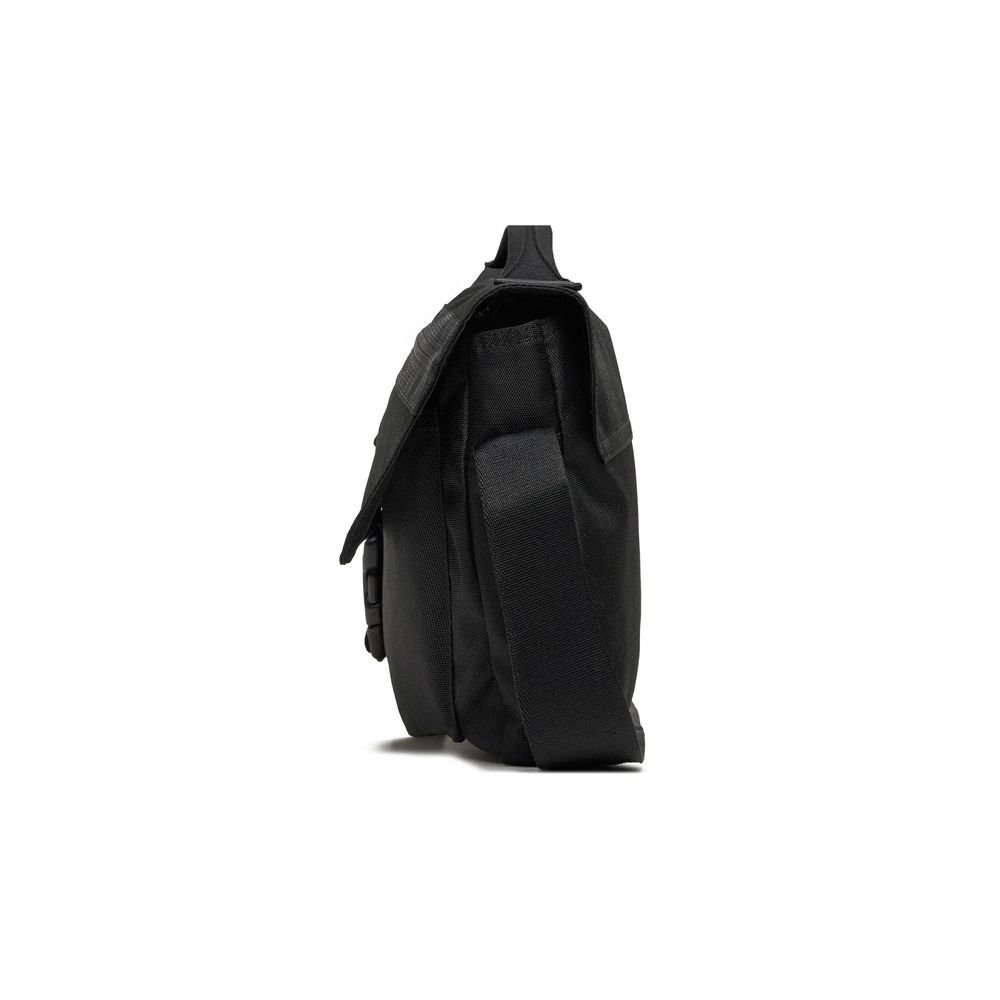 Calvin Klein Schwarze Tasche aus recyceltem Polyester