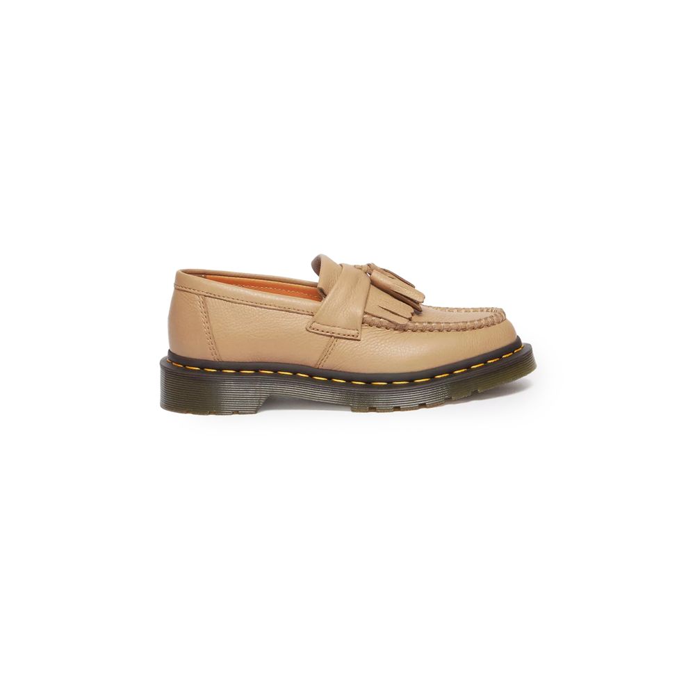 Dr. Martens Flacher Schuh aus Leder in Beige