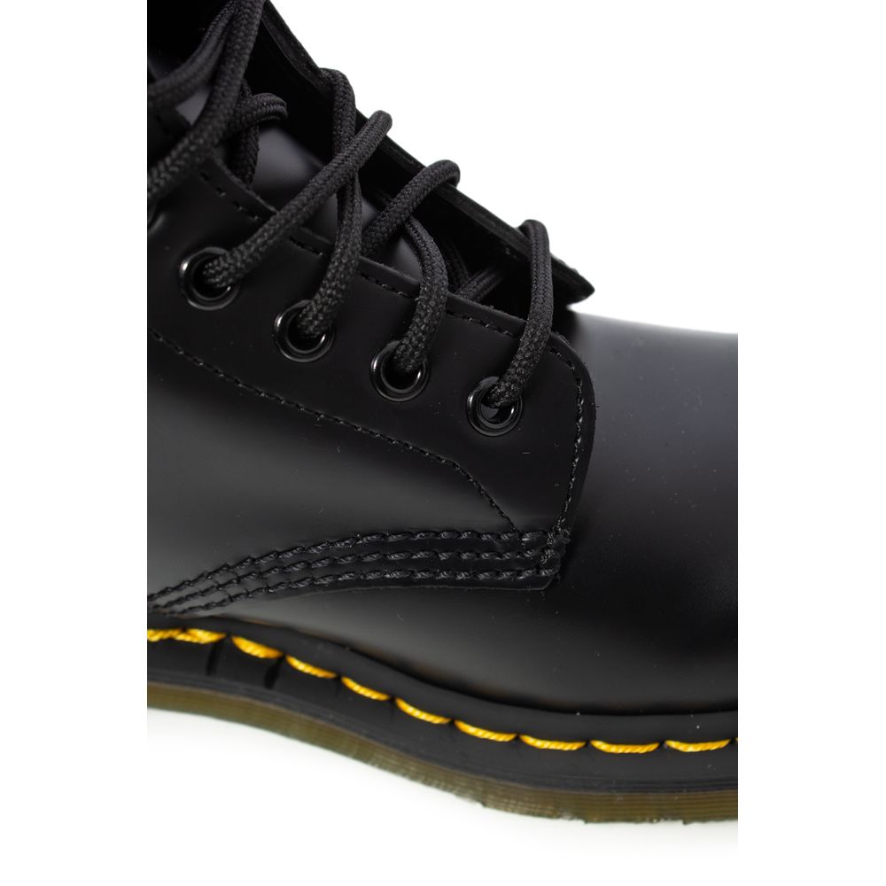 Dr. Martens Schwarzer Lederstiefel