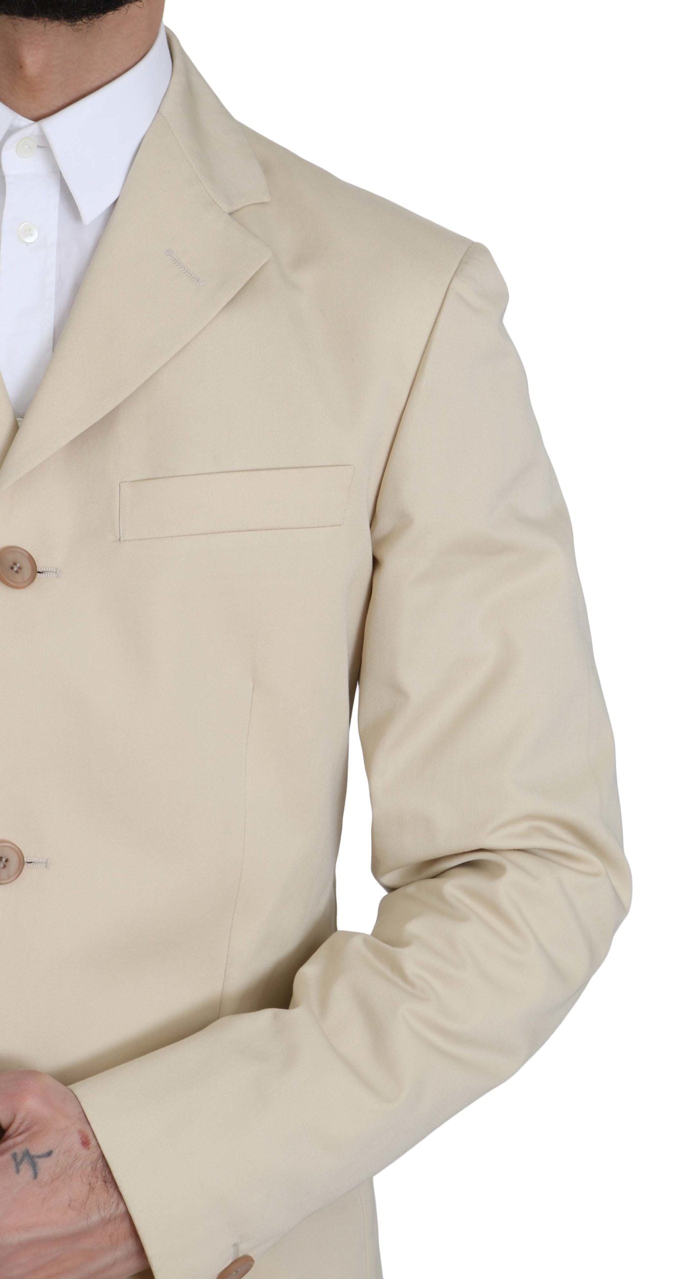 Romeo Gigli Two-piece suit in beige with classic elegance